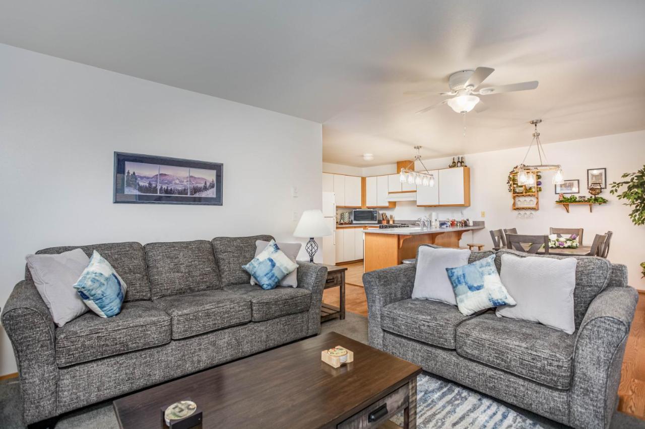 Walk To Downtown * 6 Guests * Pets * A/C! * No Stairs! Apartment Leavenworth Bagian luar foto
