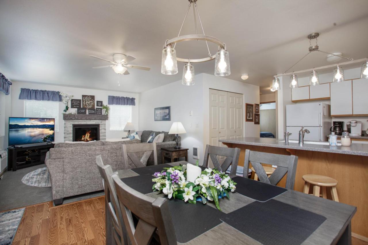 Walk To Downtown * 6 Guests * Pets * A/C! * No Stairs! Apartment Leavenworth Bagian luar foto